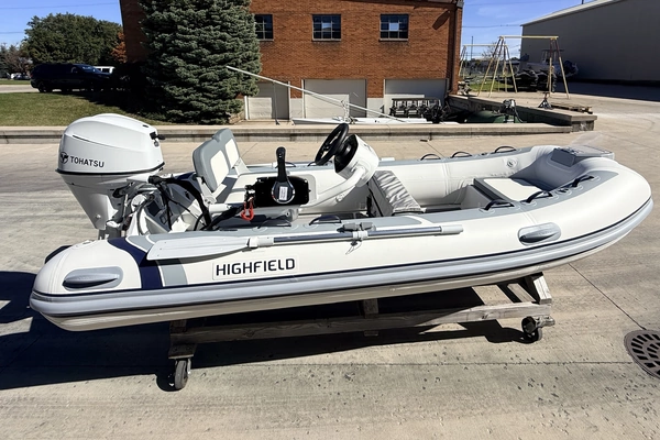12-ft-Highfield-2027-Classic 380- Holland Michigan United States  yacht for sale