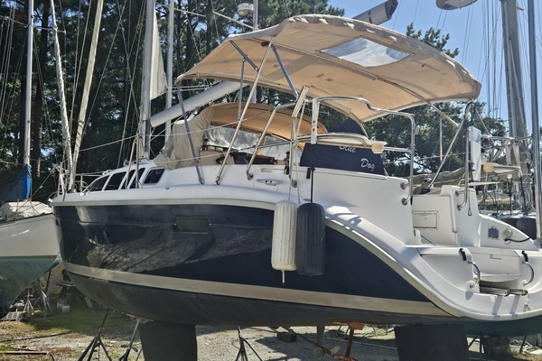 33ft Hunter Yacht For Sale