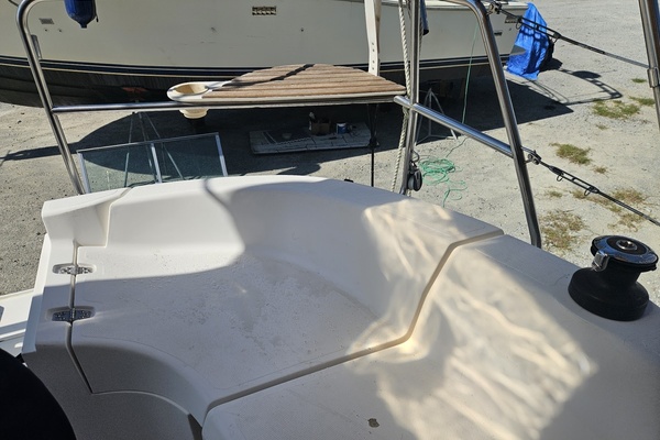 33ft Hunter Yacht For Sale