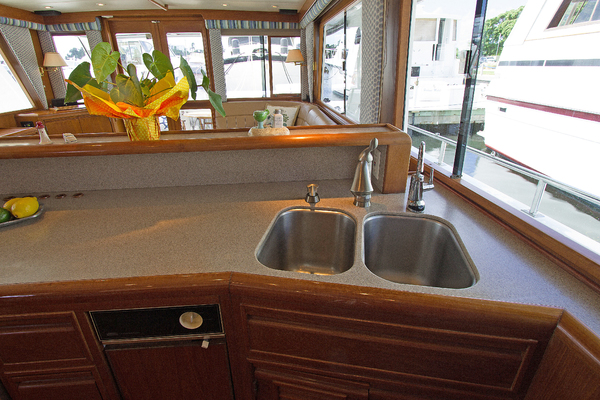 Candide 58ft Offshore Yachts Yacht For Sale