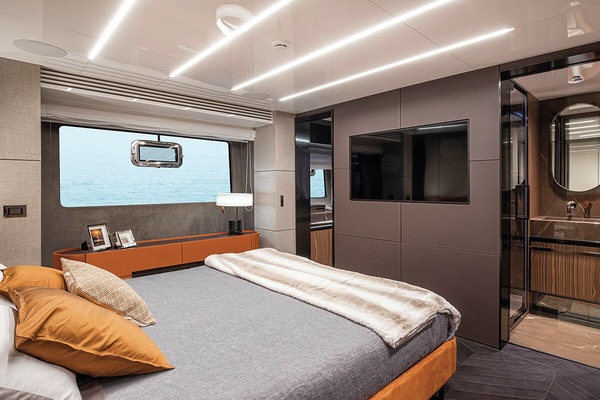 78ft Cranchi Yacht For Sale