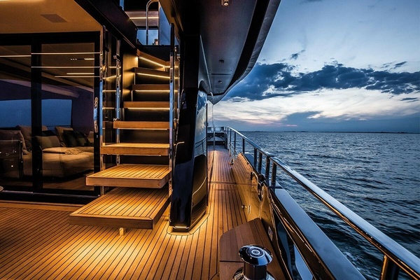 67ft Cranchi Yacht For Sale