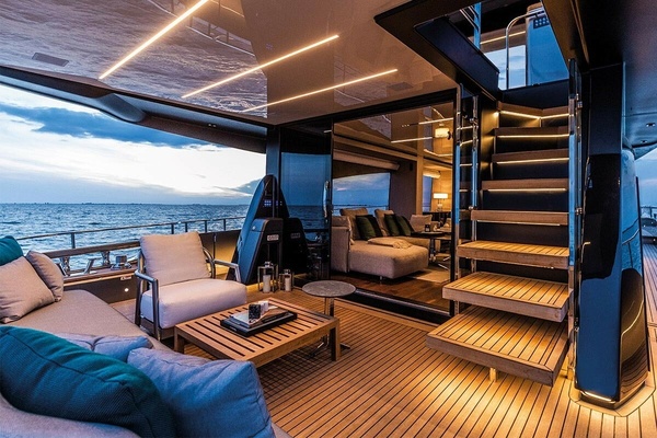 67ft Cranchi Yacht For Sale