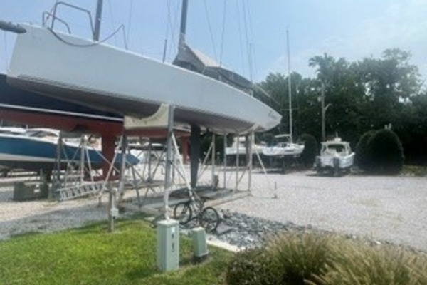 ENDORPHIN 39ft Premier Yacht For Sale