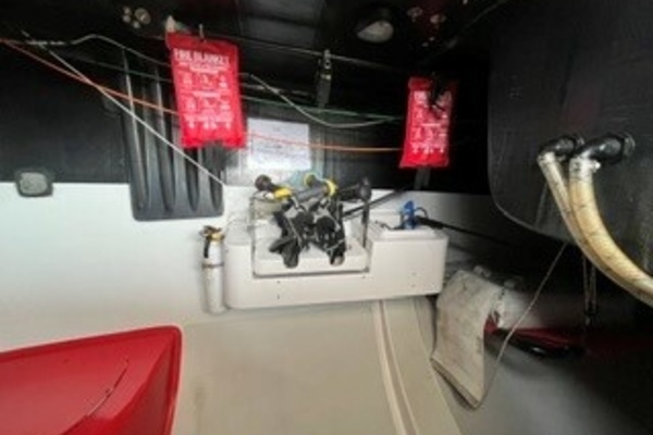 ENDORPHIN 39ft Premier Yacht For Sale