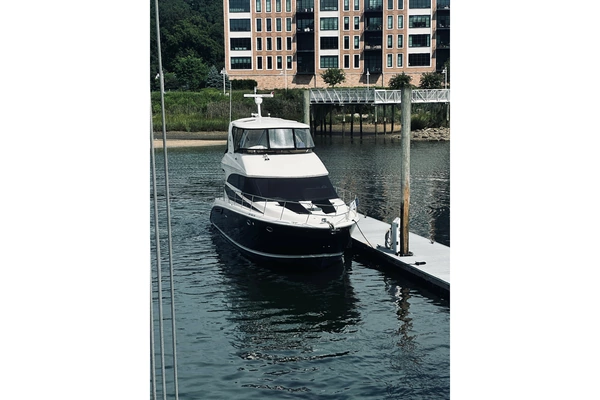 47-ft-Meridian-2012-441 Sedan-Bear Necessity Port Washington New York United States  yacht for sale