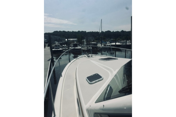 Sapphire 39ft Back Cove Yacht For Sale