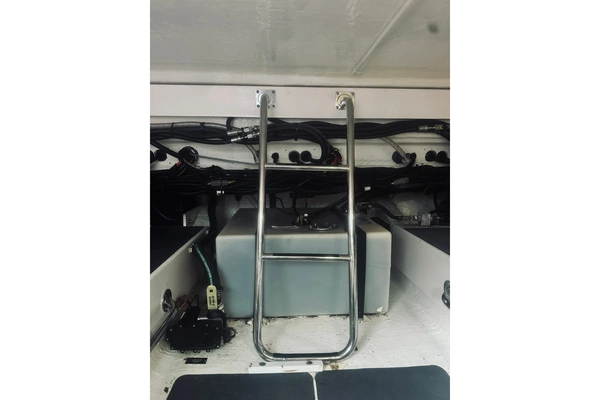 Back Cove 39O Yacht For Sale