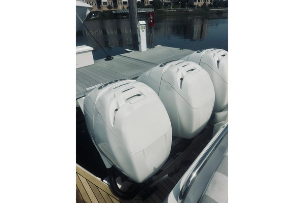 Sapphire 39ft Back Cove Yacht For Sale