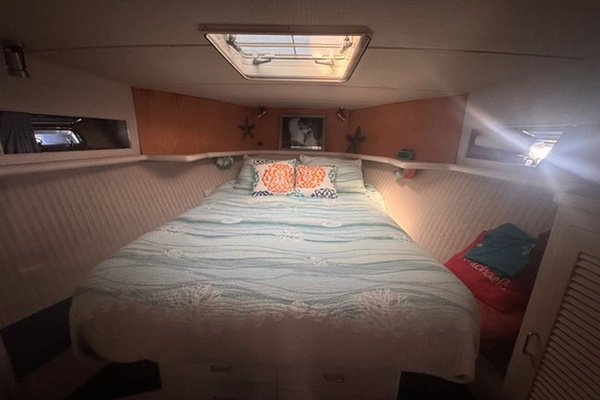 SHANTI  34ft Tollycraft Yacht For Sale