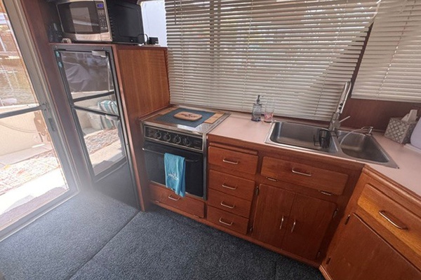 SHANTI  34ft Tollycraft Yacht For Sale
