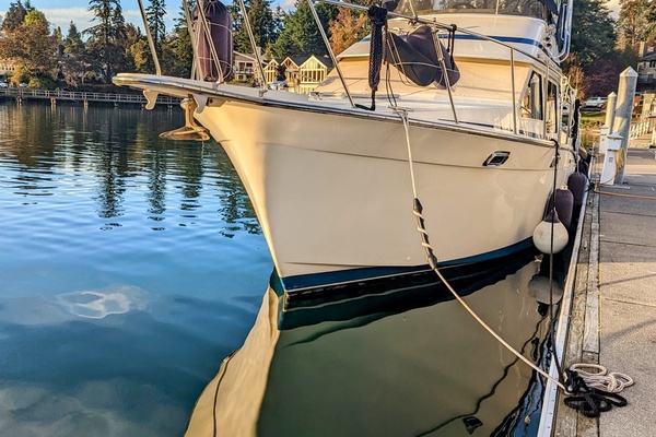 SHANTI  34ft Tollycraft Yacht For Sale