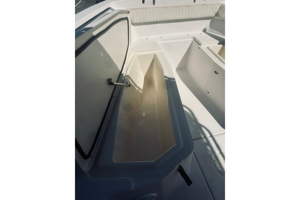 28ft Grady White Yacht For Sale