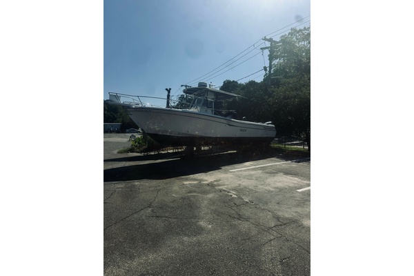 28ft Grady White Yacht For Sale