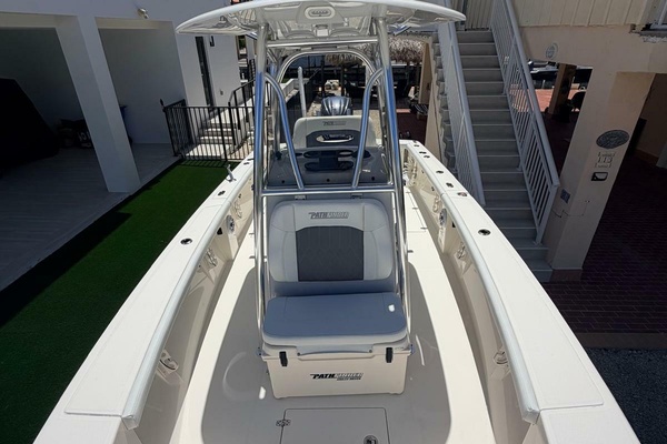 24ft Pathfinder Yacht For Sale