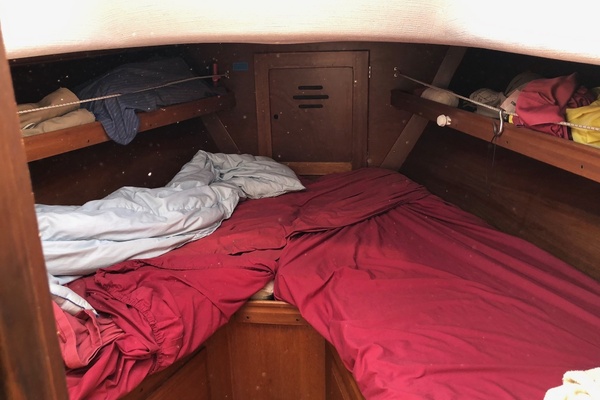 PELEIA 35ft Pearson Yacht For Sale
