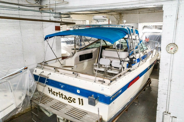 33-ft-Chris-Craft-1985-- Chicago Illinois United States  yacht for sale