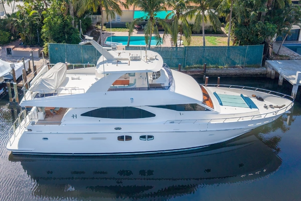 Hargrave Flybridge Yacht For Sale