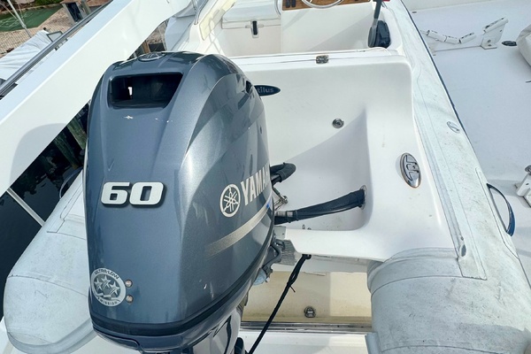 2015Hargrave 76 ft Flybridge   QUIET SUN