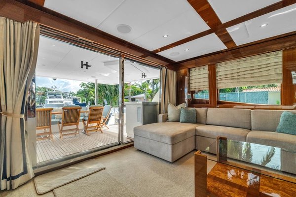 Hargrave Flybridge Yacht For Sale