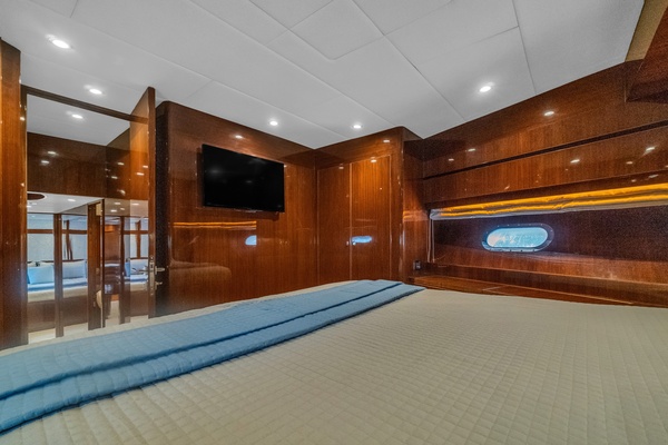 VIP Looking Aft