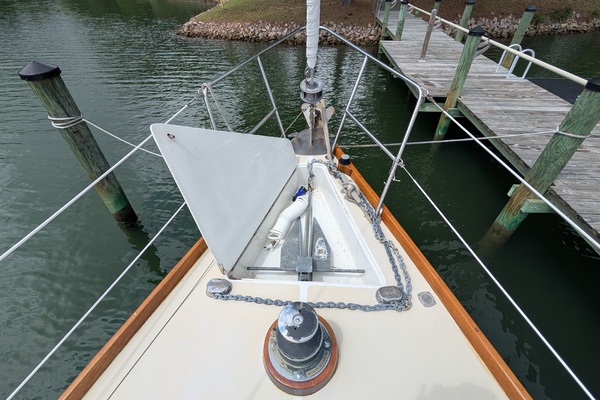 Pieces of Eight 41ft Bristol Yacht For Sale