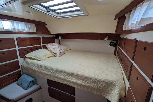 Pieces of Eight 41ft Bristol Yacht For Sale
