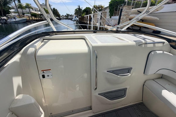 33ft Hydra Sports Yacht For Sale