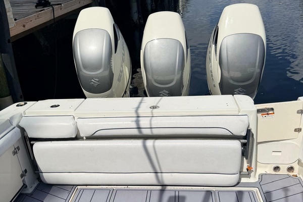 33ft Hydra Sports Yacht For Sale