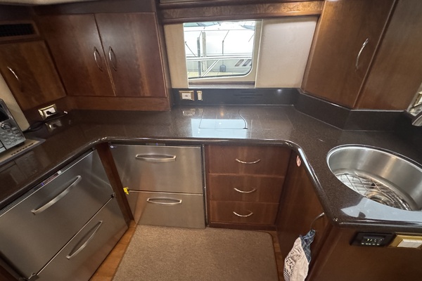 Knotty Dogs 52ft Silverton Yacht For Sale
