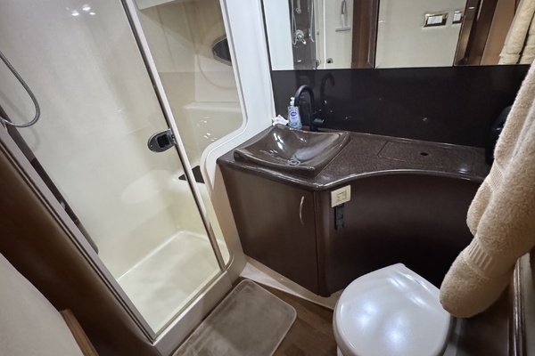 Knotty Dogs 52ft Silverton Yacht For Sale