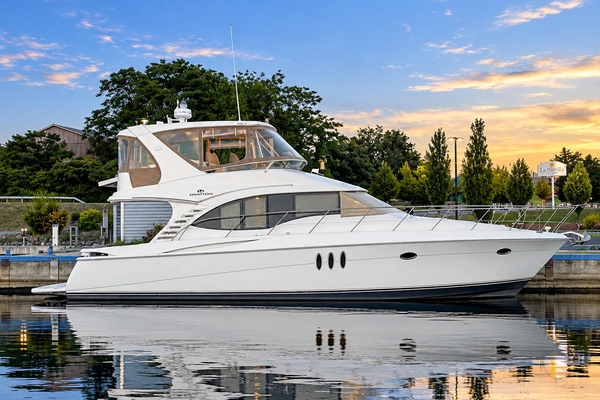 2009 Silverton 52 Ovation