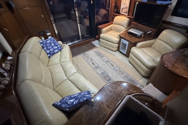 Knotty Dogs 52ft Silverton Yacht For Sale