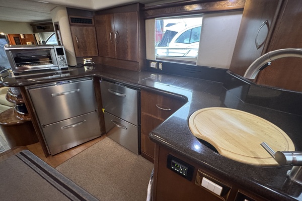 Knotty Dogs 52ft Silverton Yacht For Sale