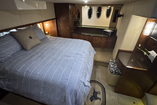 Knotty Dogs 52ft Silverton Yacht For Sale