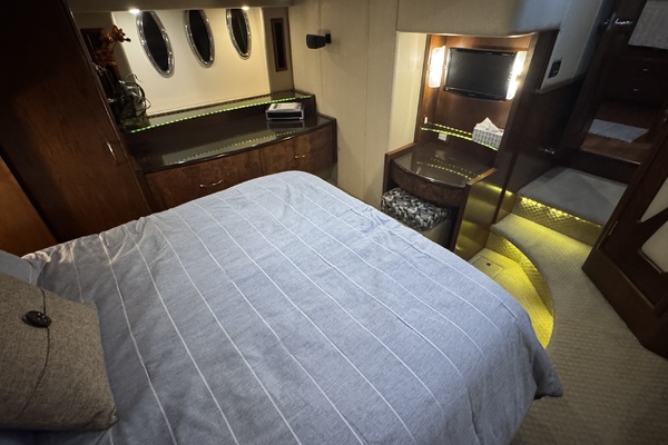 Knotty Dogs 52ft Silverton Yacht For Sale