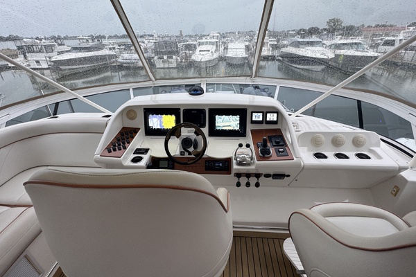 Knotty Dogs 52ft Silverton Yacht For Sale