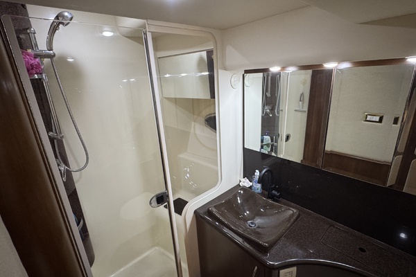 Knotty Dogs 52ft Silverton Yacht For Sale