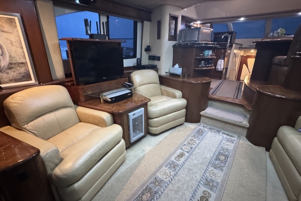 Knotty Dogs 52ft Silverton Yacht For Sale