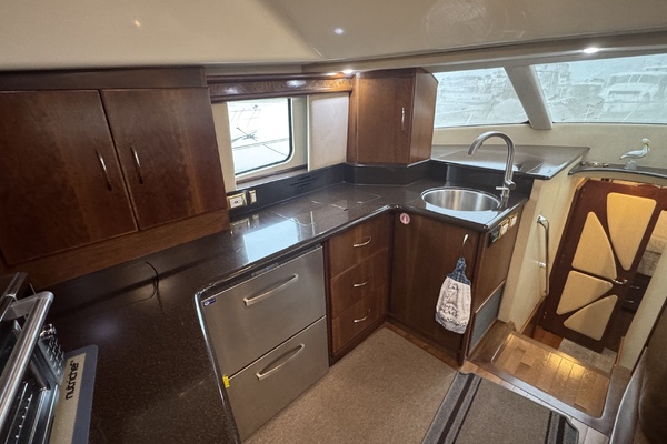 Knotty Dogs 52ft Silverton Yacht For Sale