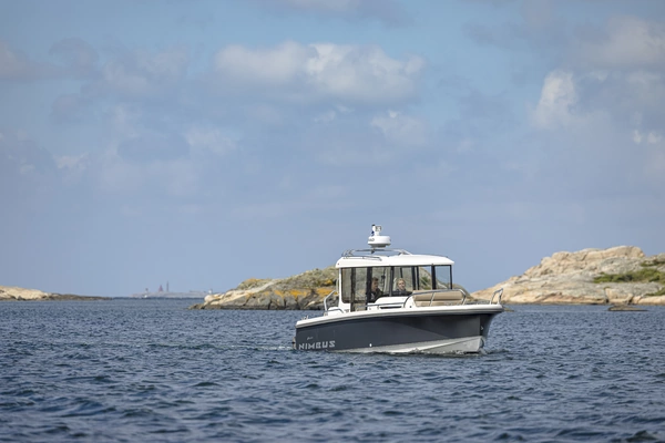 Nimbus C8 Yacht For Sale