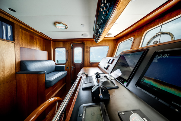 90ft Palmer Johnson Yacht For Sale