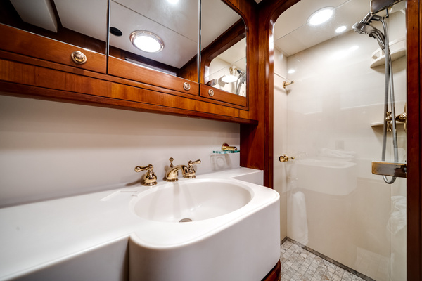 90ft Palmer Johnson Yacht For Sale