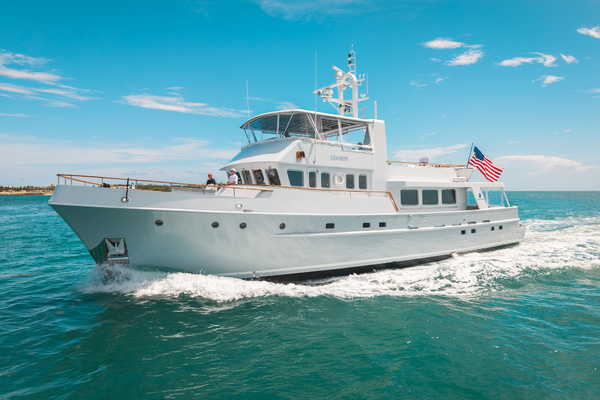 90ft Palmer Johnson Yacht For Sale