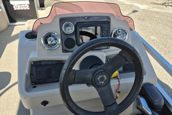 20ft Avalon Yacht For Sale