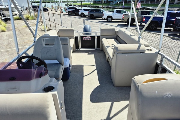 20ft Avalon Yacht For Sale