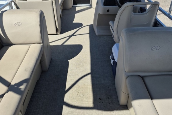 20ft Avalon Yacht For Sale
