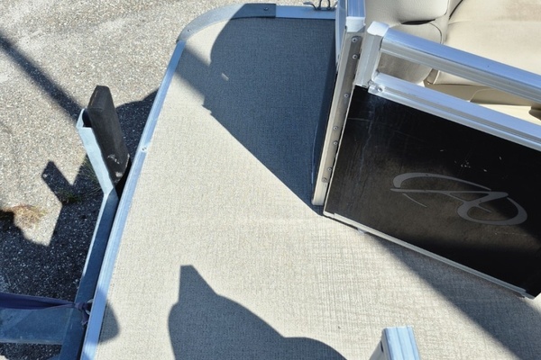 20ft Avalon Yacht For Sale