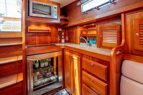 SEA FOR TWO 42ft Sabre Yacht For Sale