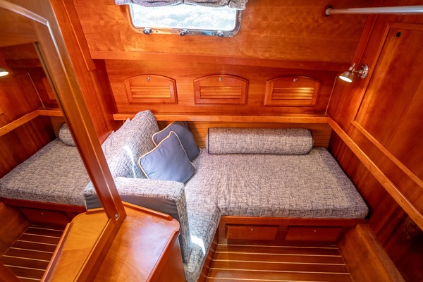 SEA FOR TWO 42ft Sabre Yacht For Sale